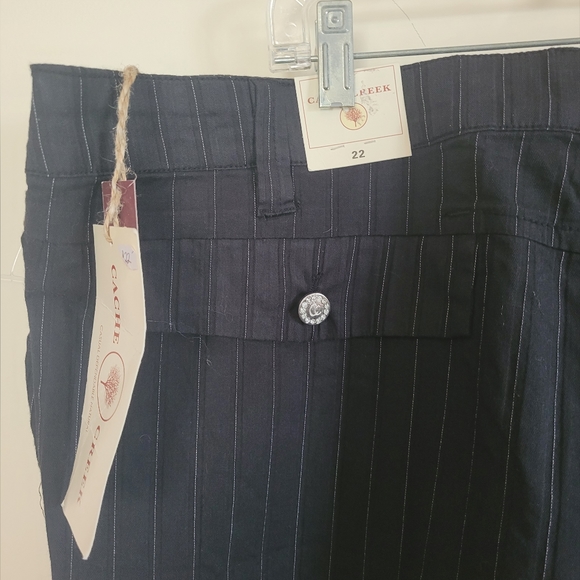 Plus size clothing bundle for queenb_of_hive5 - Picture 11 of 13